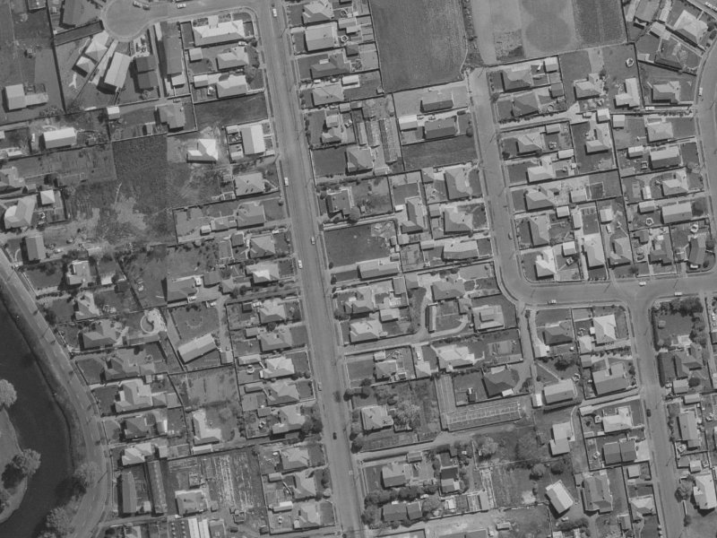 96 Gayhurst Road from the air, 1970-1974