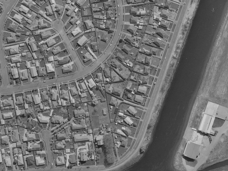123 Locksley Avenue from the air, 1970-1974