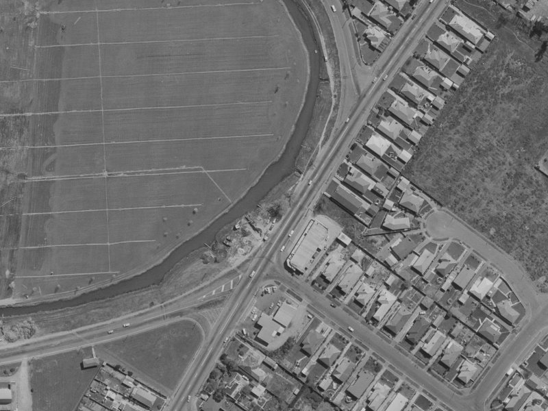 88–100 Wainoni Road from the air, 1970-1974