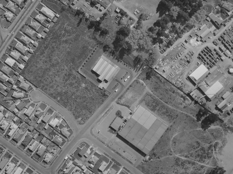 11 Tahuna Street from the air, 1970-1974