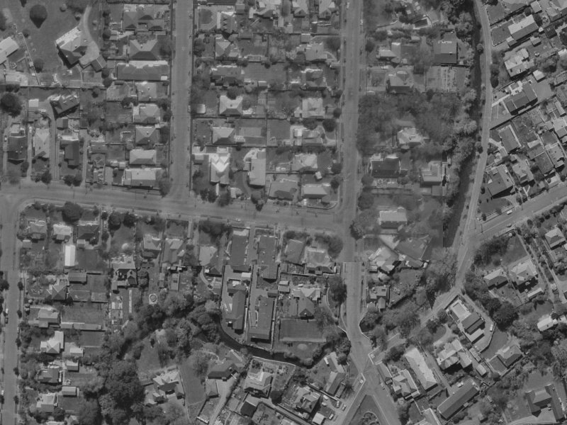 6 Wroxton Terrace from the air, 1970-1974