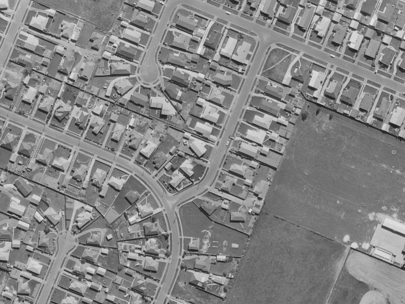 5 Penwood Street from the air, 1970-1974