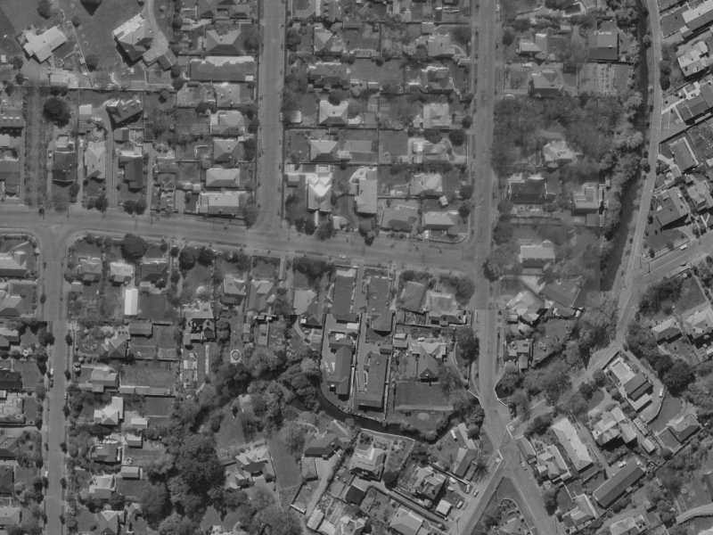9 Wroxton Terrace from the air, 1970-1974