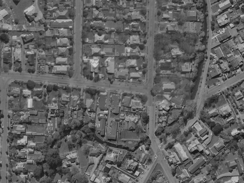 7 Wroxton Terrace from the air, 1970-1974