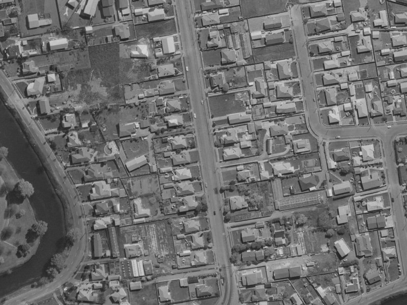 79 Gayhurst Road from the air, 1970-1974