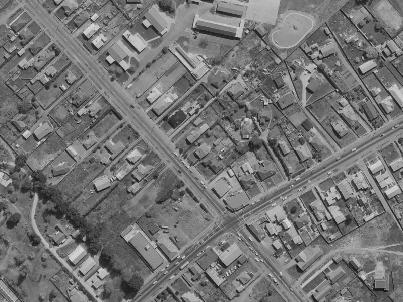 285 Breezes Road from the air, 1970-1974