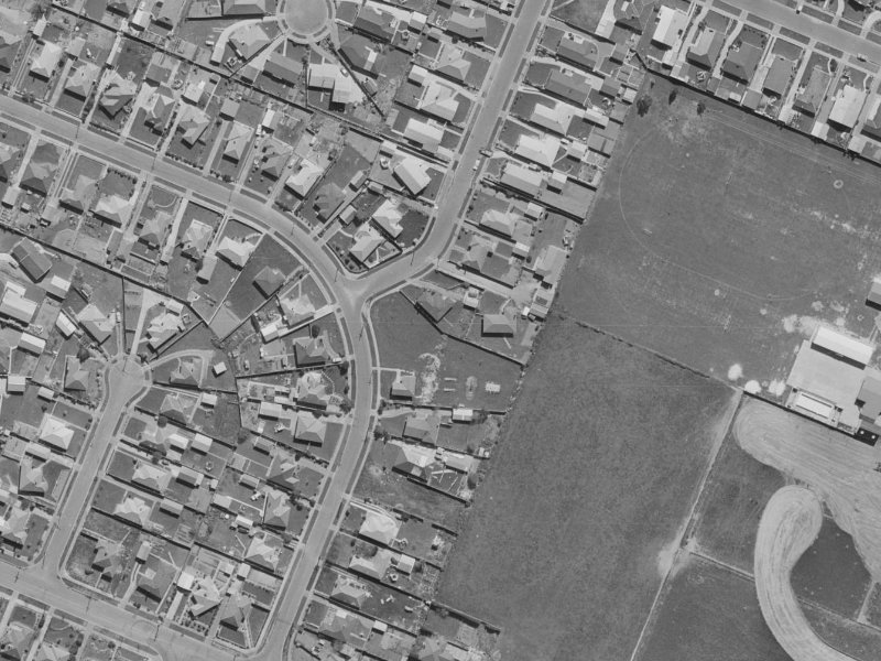 2A Penwood Street from the air, 1970-1974