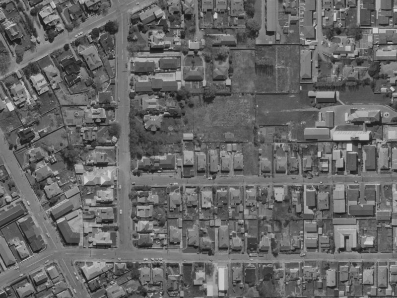 13B Berry Street from the air, 1970-1974