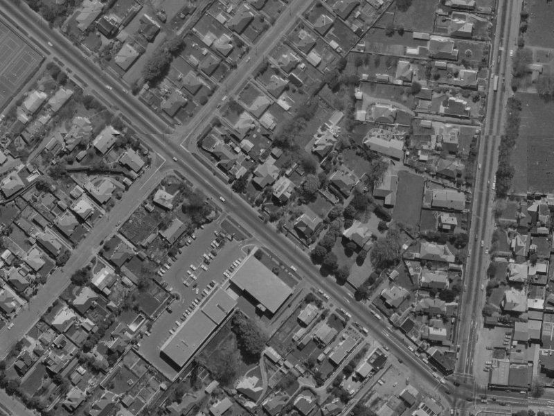 18 Memorial Avenue from the air, 1970-1974