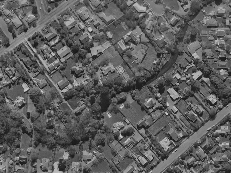 13 Onuku from the air, 1970-1974