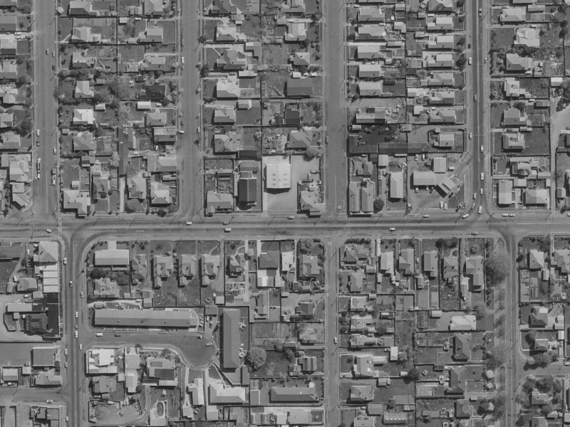 101-105 North Avon Road from the air, 1970-1974