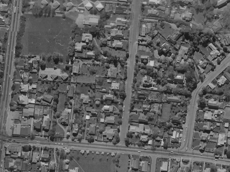 11 Waiwetu Street from the air, 1970-1974