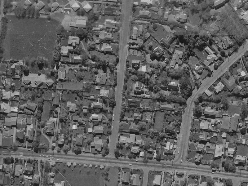 12 Waiwetu Street from the air, 1970-1974