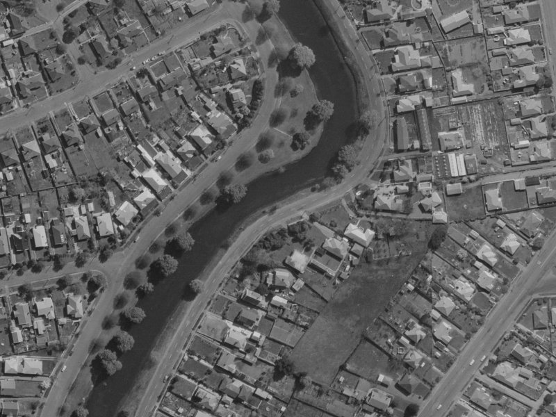 31 Dallington Terrace from the air, 1970-1974