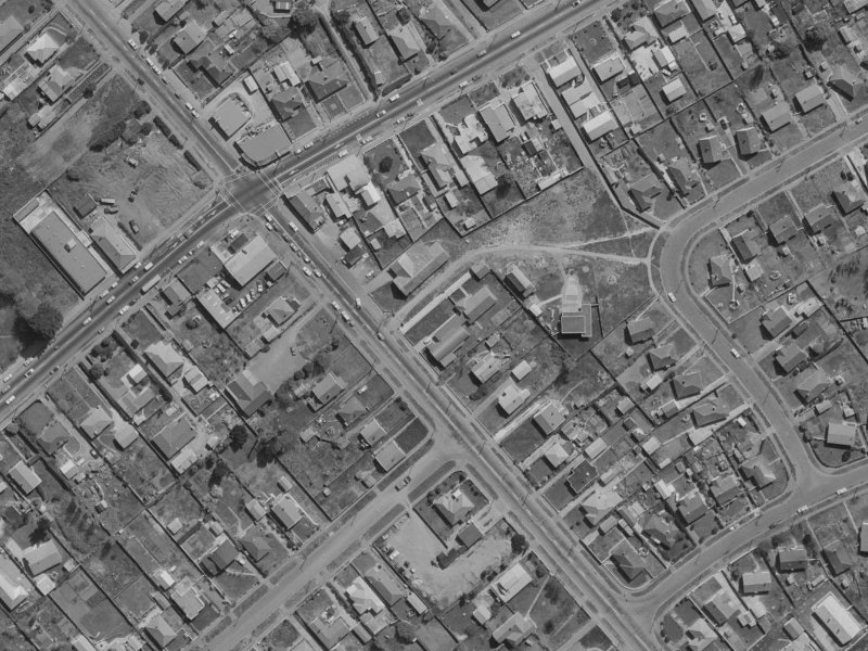 309 Breezes Road from the air, 1970-1974