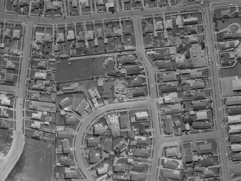 4 Rutherglen Avenue from the air, 1970-1974