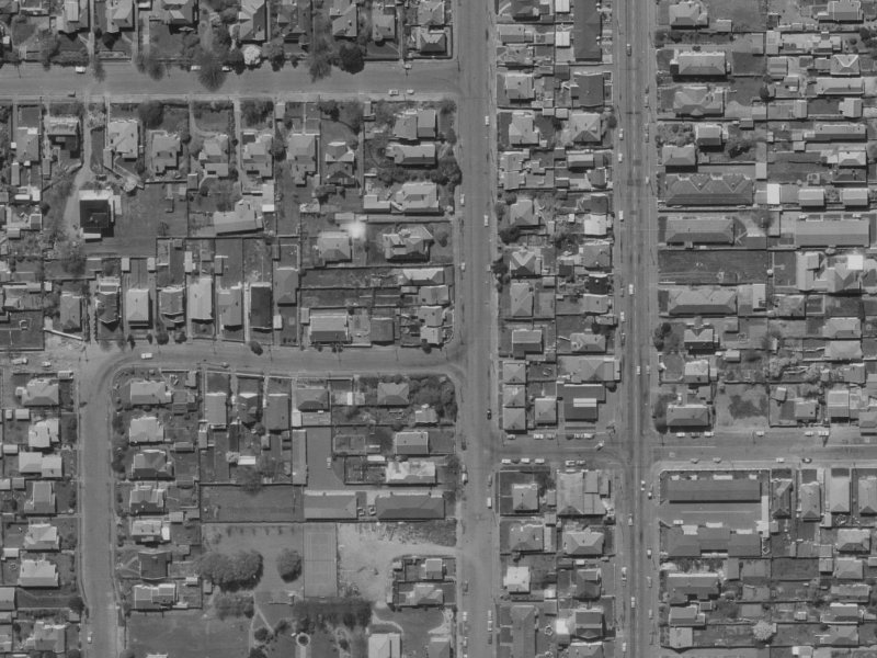 4/511 Durham Street North from the air, 1970-1974