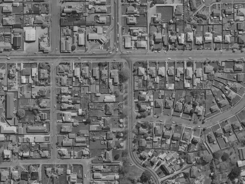 43 Evelyn Couzins Avenue from the air, 1970-1974
