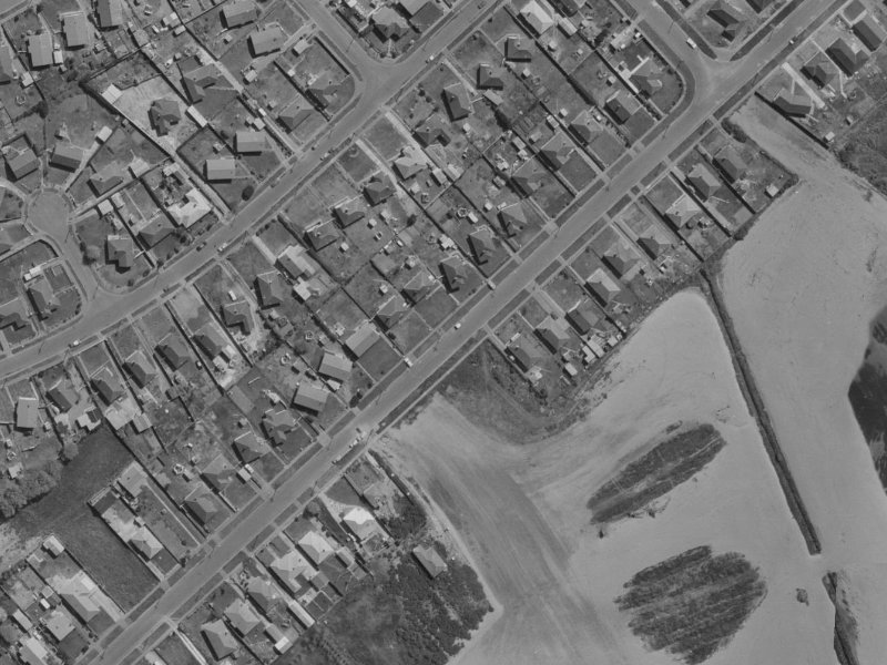 99 Rowses Road from the air, 1970-1974