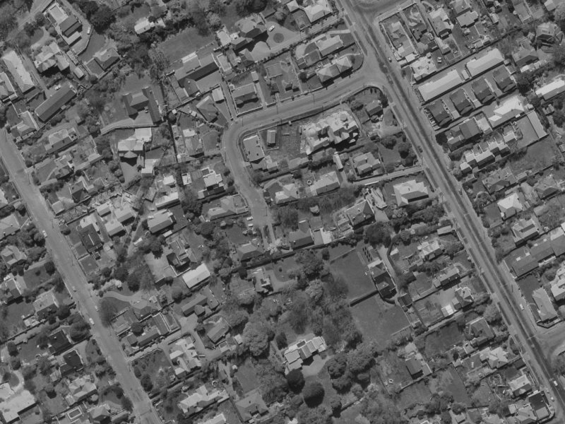 11 Highgate Avenue from the air, 1970-1974