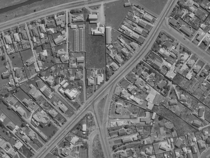 Wainoni Road from the air, 1970-1974