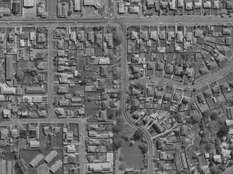 33 Eveleyn Couzins Avenue from the air, 1970-1974