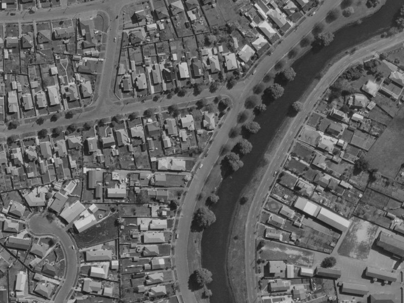 550E Avonside Drive from the air, 1970-1974