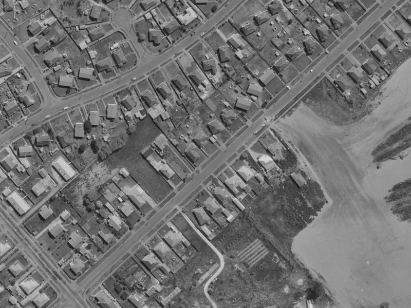 81 Rowses Road from the air, 1970-1974