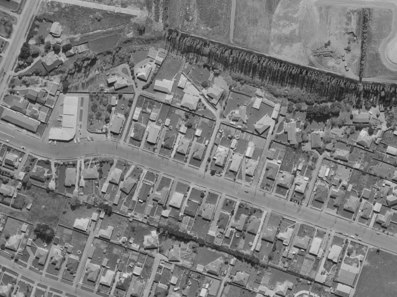 82 Staveley Street from the air, 1970-1974