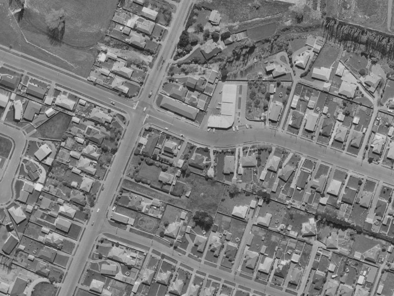 105 Staveley Street from the air, 1970-1974