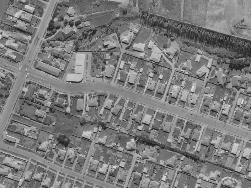 88 Staveley Street from the air, 1970-1974