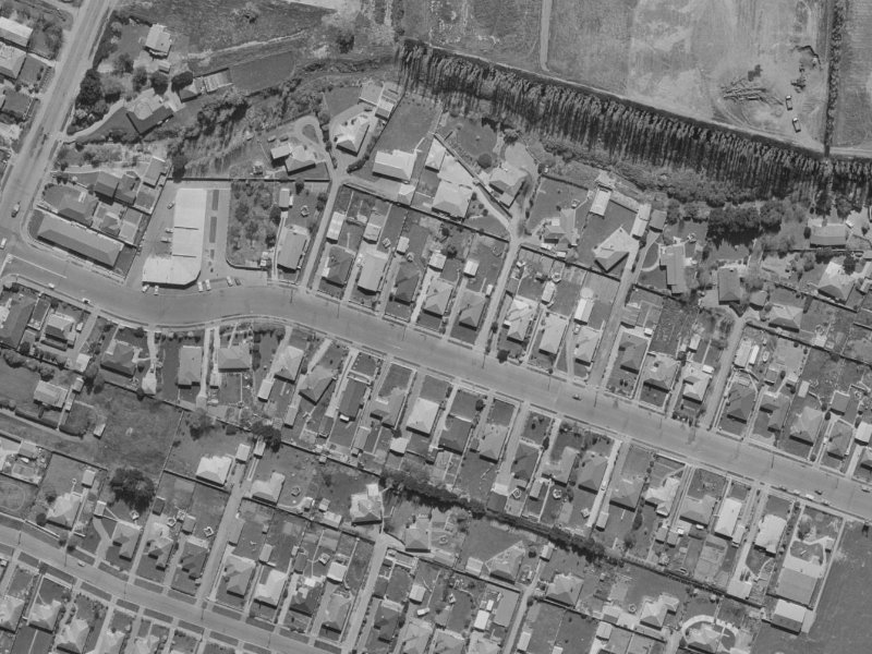 84 Staveley Street from the air, 1970-1974