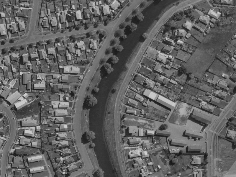 18 Dallington Terrace from the air, 1970-1974