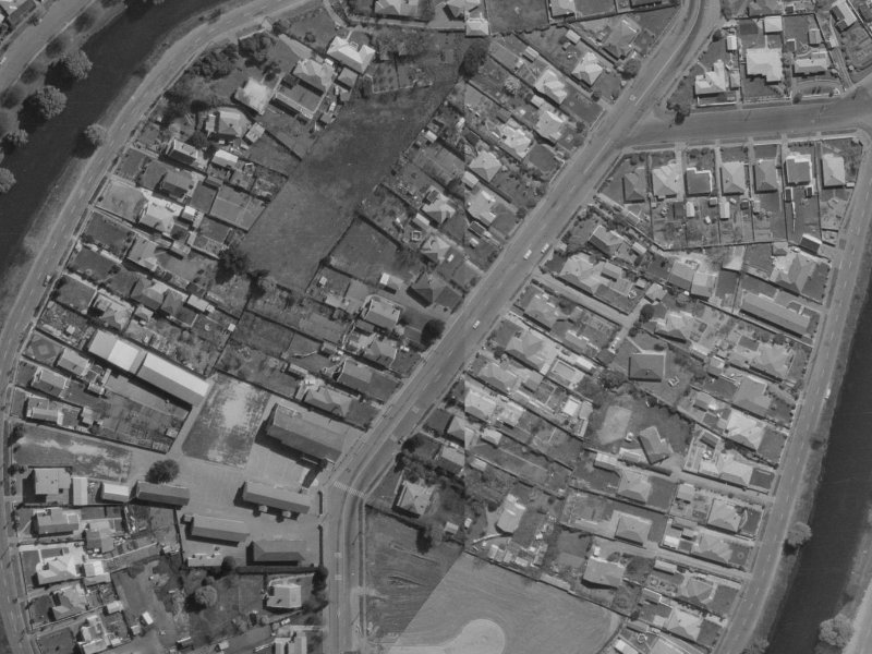 39 Gayhurst Road from the air, 1970-1974
