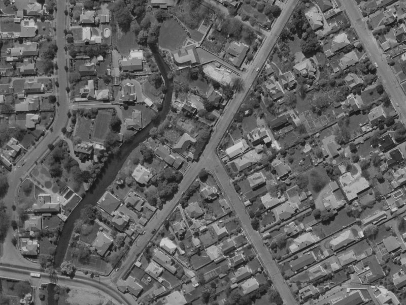 17 Wairarapa Terrace from the air, 1970-1974