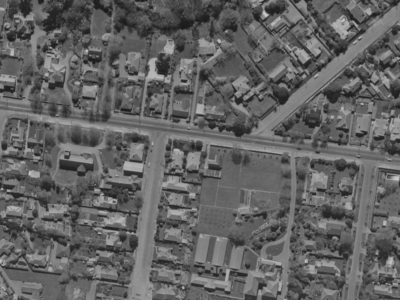 135 Fendalton Road from the air, 1970-1974