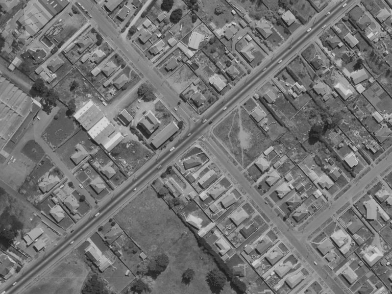 266 Pages Road from the air, 1970-1974