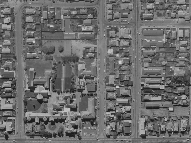 944-948 Colombo Street from the air, 1970-1974
