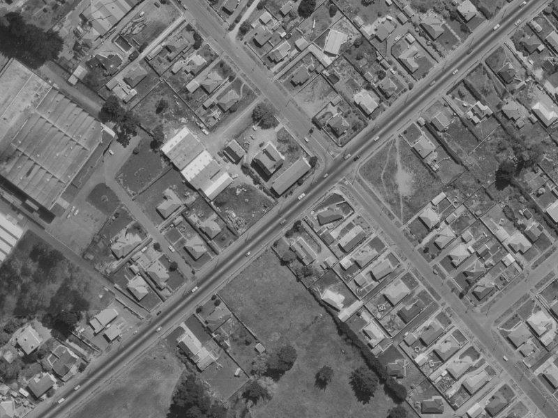 189 Pages Road from the air, 1970-1974