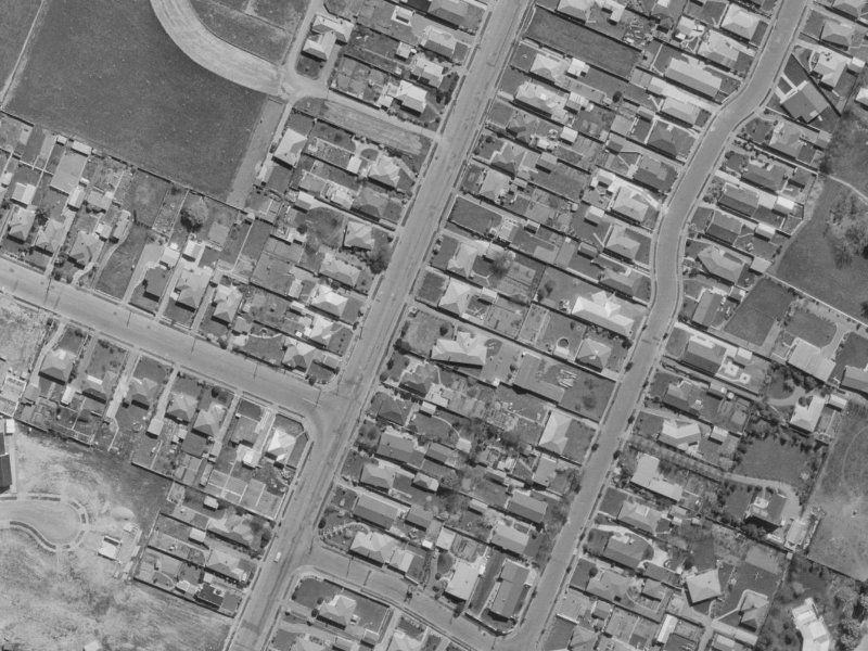 50 Cutts Road from the air, 1970-1974