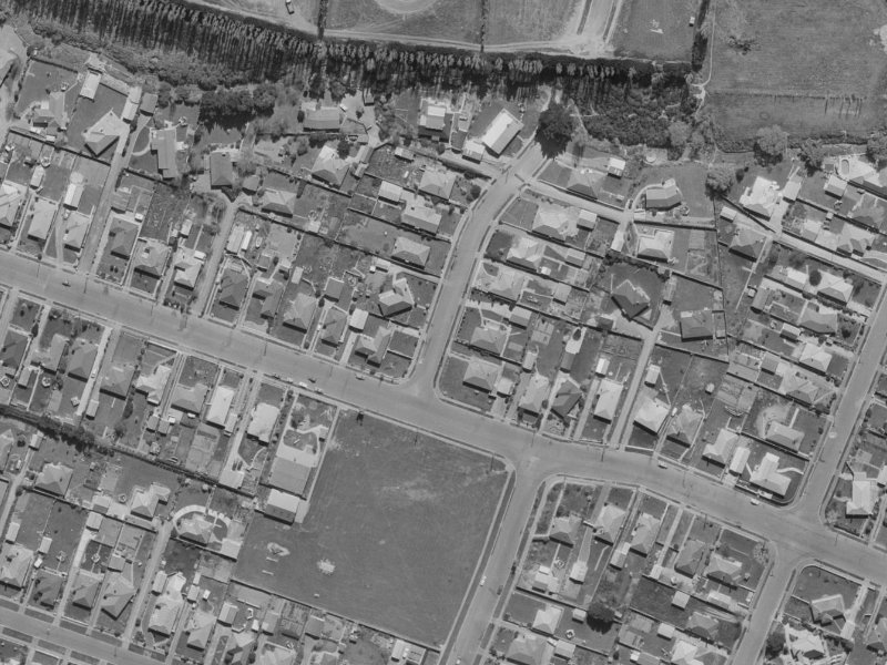 1 Colina Street from the air, 1970-1974