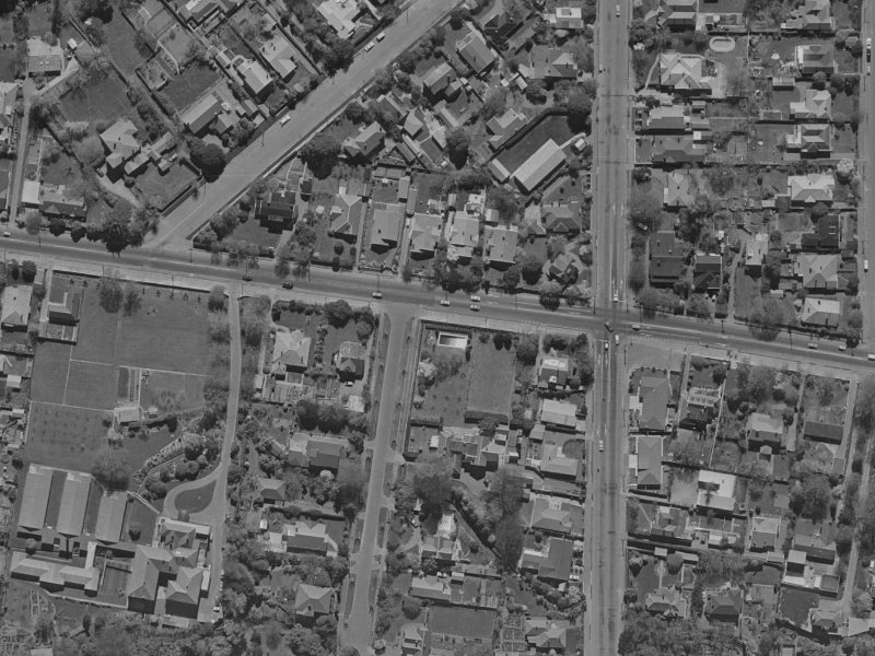 1 Heathfield Avenue from the air, 1970-1974