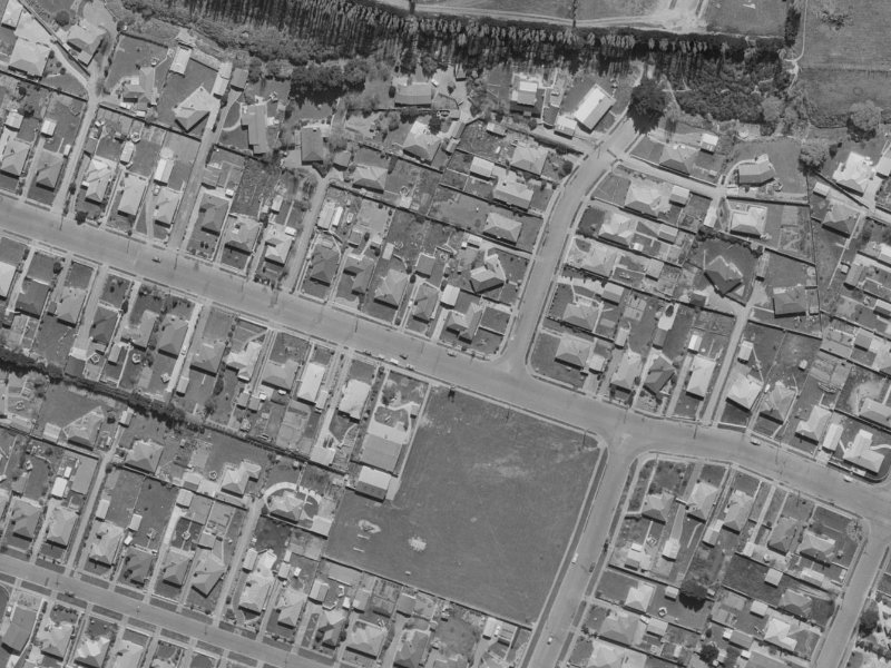 46 Staveley Street from the air, 1970-1974