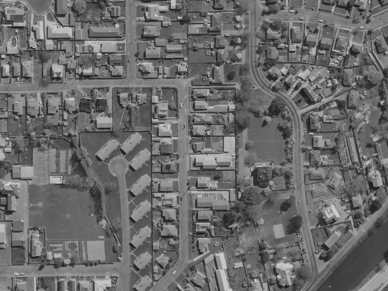 84 Vogel Street from the air, 1970-1974