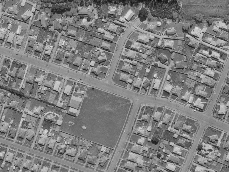 44 Staveley Street from the air, 1970-1974