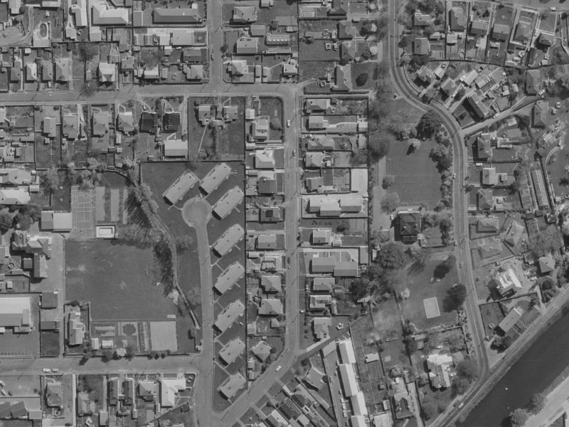 75 Vogel Street from the air, 1970-1974
