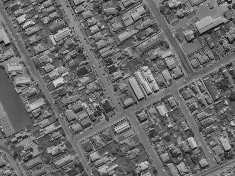 8 Clissold Street from the air, 1970-1974