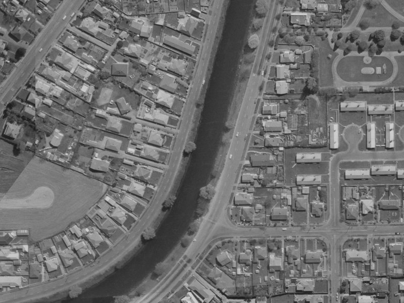 33 Locksley Avenue from the air, 1970-1974