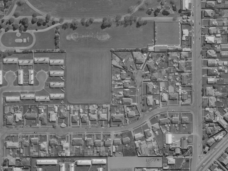 7 Braemar Place from the air, 1970-1974