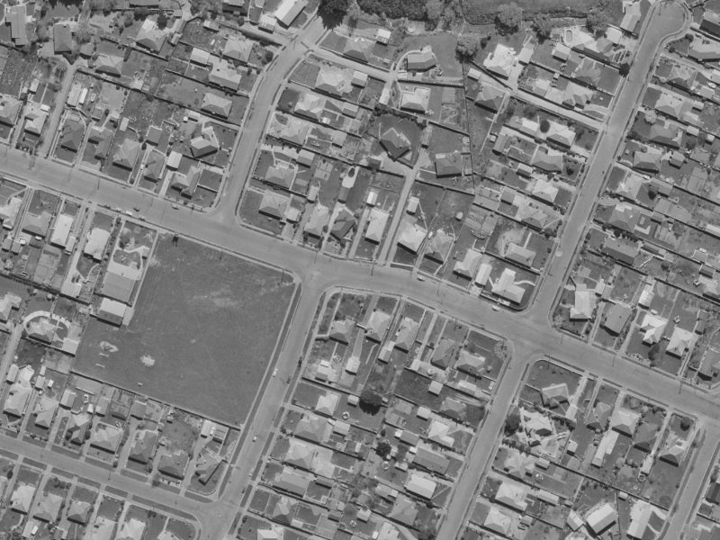 38 Staveley Street from the air, 1970-1974